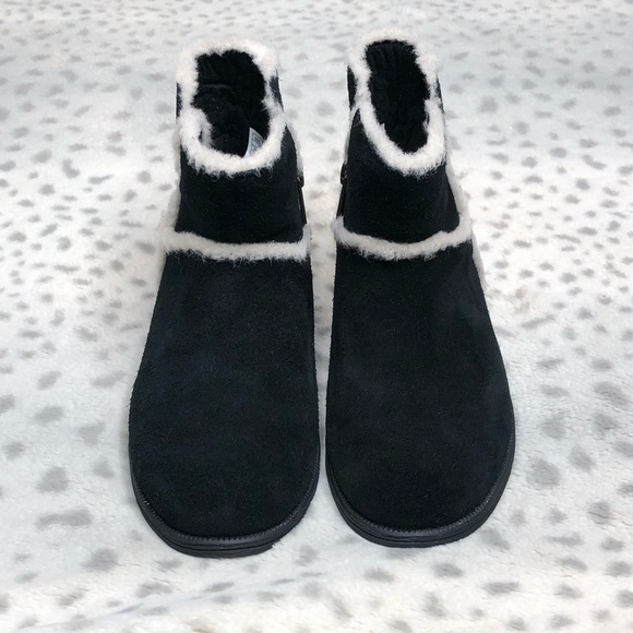 Ugg Coletta Ankle Bootie Suede Shearling Boot - Picture 3 of 7